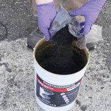 samenvoegen van twee componenten voor mortel